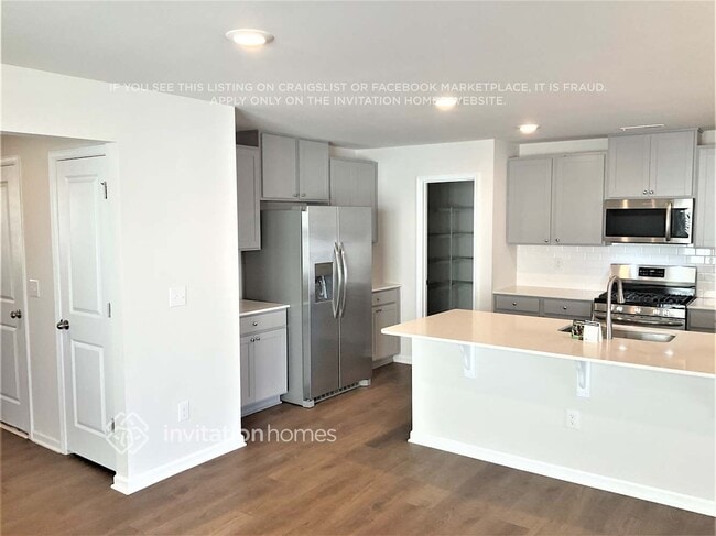 Photo - 128 Hazelnut Wy