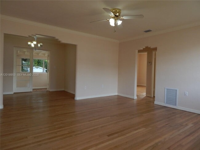 Photo - 1841 SW 37th Ave
