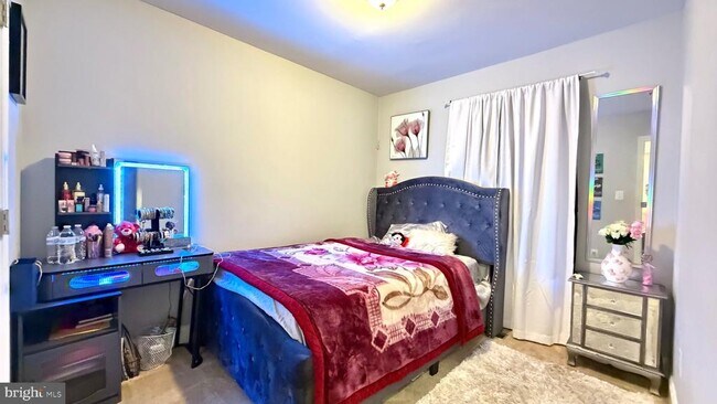 Photo - 4929 Tibbitt Ln