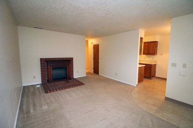 Photo - 3805-3805 SE Cesar Estrada Chavez Blvd Unidad 3805 - 08