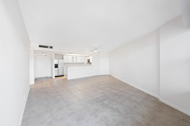 Photo - 3800 Galt Ocean Dr Unidad 714