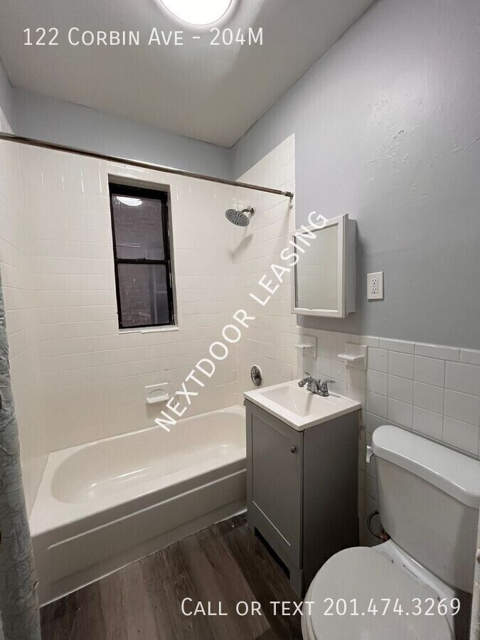 Photo - 122 Corbin Ave Unidad 204M