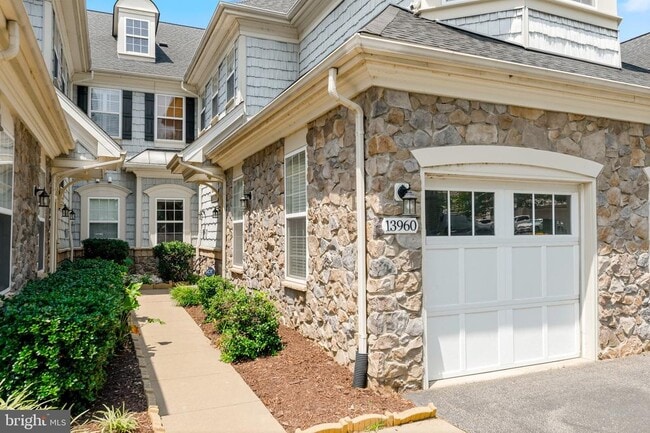 Photo - 13960 Greendale Dr