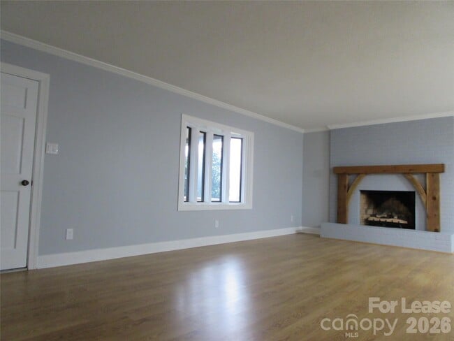 Photo - 2725 Sloop Rd