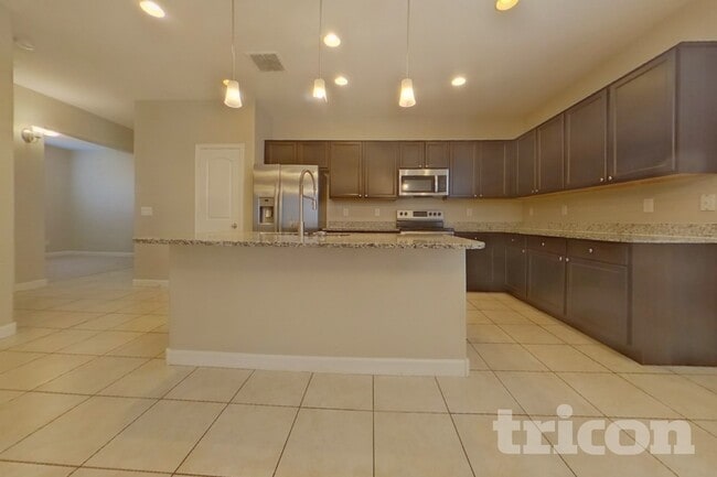 Photo - 2473 S 235th Dr