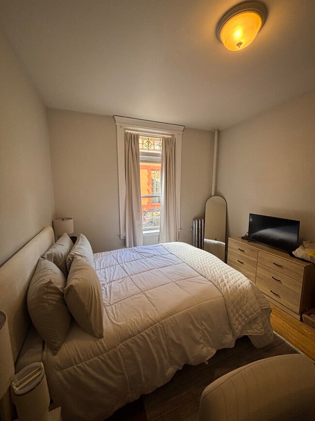 Photo - 38 Hemenway St Unit 2