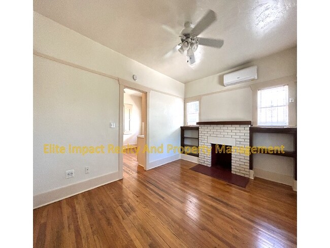 Photo - 1303 N Park Ave