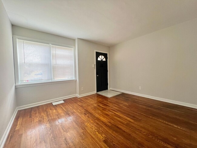 Photo - 1465 W Duchesne Dr