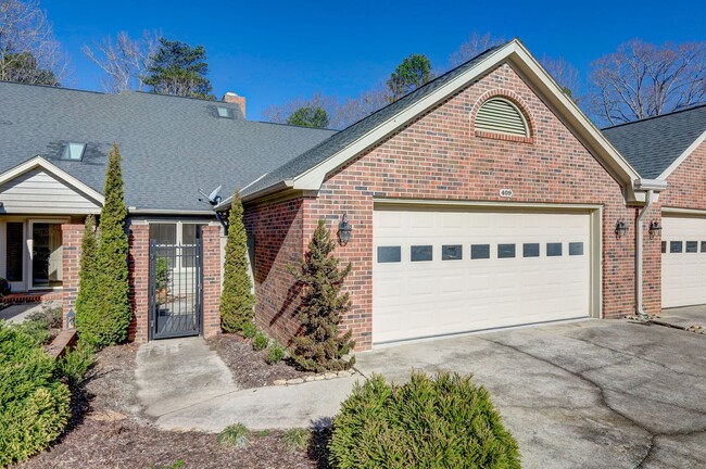 # Serene Living Near Travelers Rest - # Serene Living Near Travelers Rest Casa Adosada