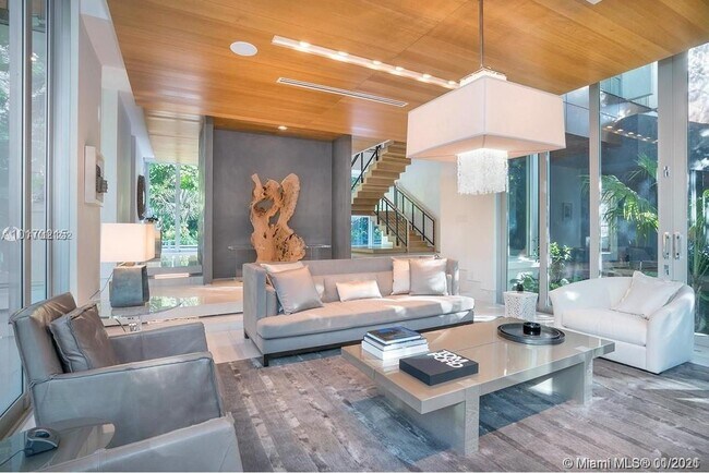 Photo - 3503 Banyan Cir