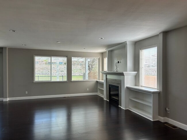 Photo - **READY FOR MOVE IN** Spark Home on Golf Course