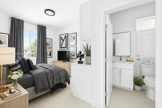 Photo - 10745 SW 217th St Unit B