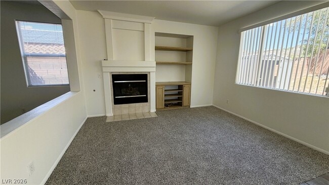 Building Photo - 2424 Predera Ave