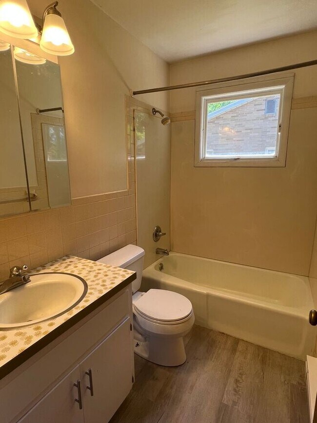 Photo - Updated 2 bedroom in Stevensville