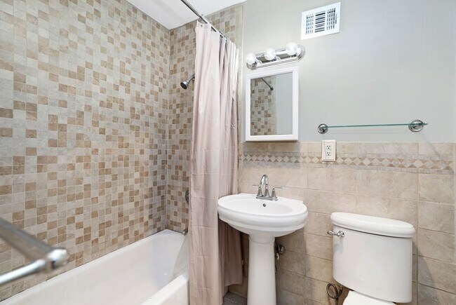 Photo - 38 Juniper St Unit 96##