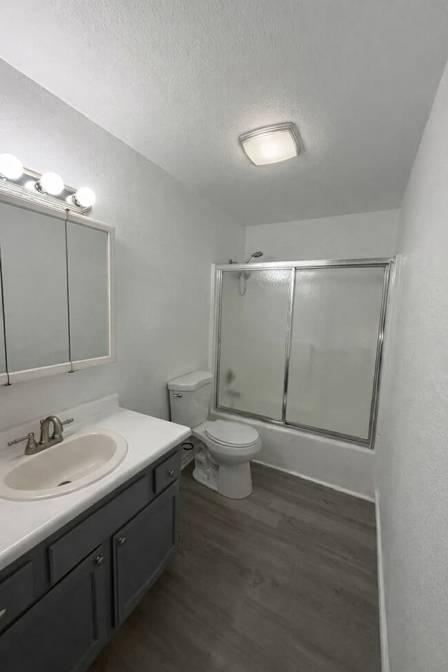 Photo - 19525 NW Pondosa Ct