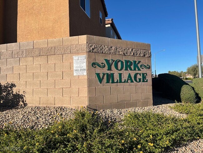 Photo - 7078 Glacier River Ave