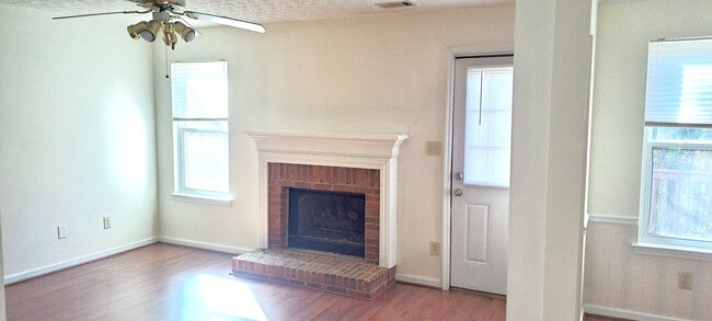 Room in House on Caloosa Cove SW