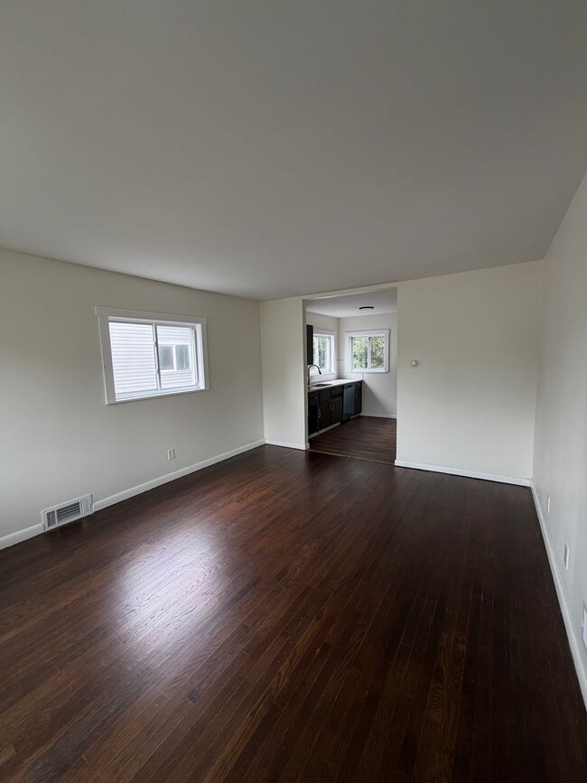 Photo - 959 Racine Ave Unit 959 Racine Avenue