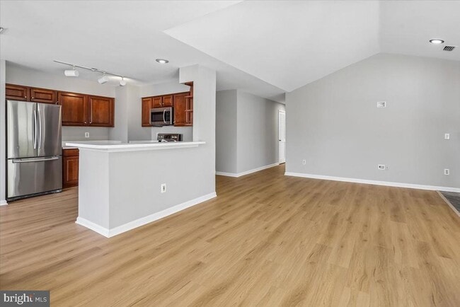 Photo - 5612 Willoughby Newton Dr Unit 37