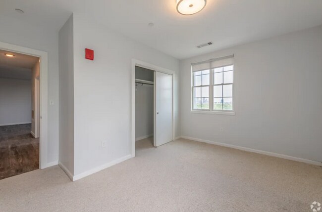 Photo - 1500 Commonwealth Ave Unit 501