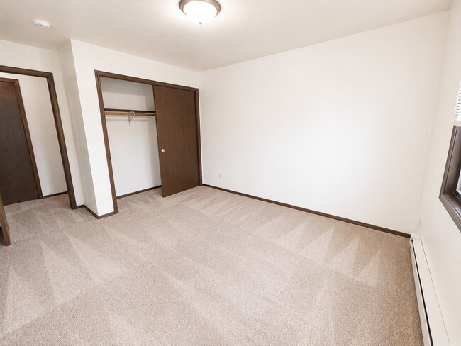 Sunset Lane Apartments