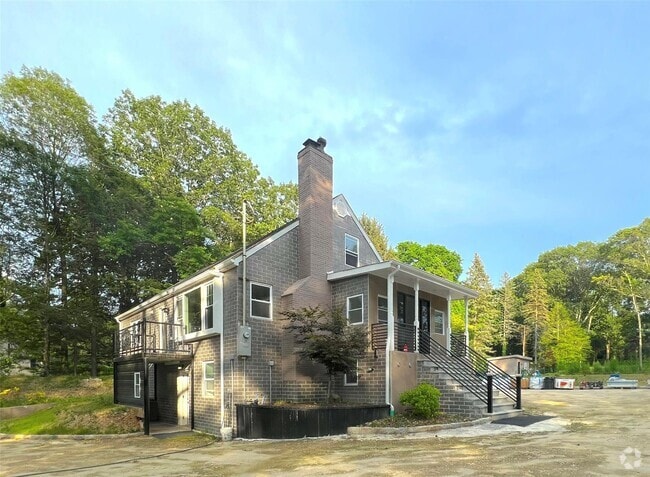 Building Photo - 27 Dunlop Rd Rental