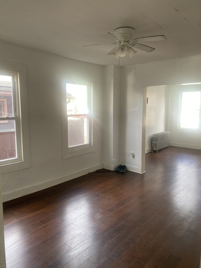 Photo - 27 Oakwood Ln