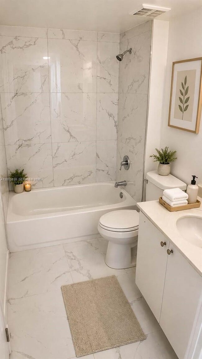 Photo - 11050 SW 196th St Unit 405