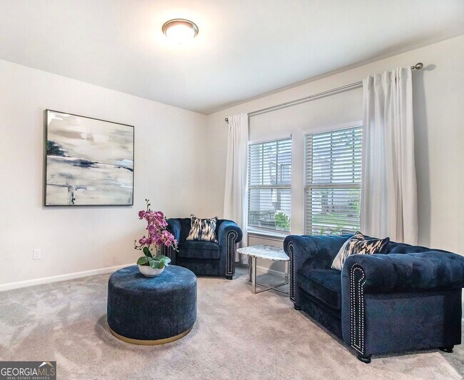 Photo - 242 Warbler Wy