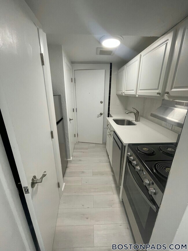Photo - 15 Euston Rd Unit 4