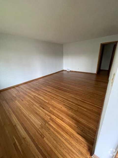 Building Photo - 7228 Lyndale Ave S Rental