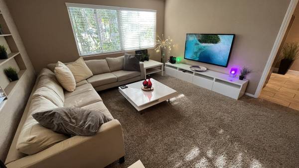 Photo - 1090 Margaret Dr