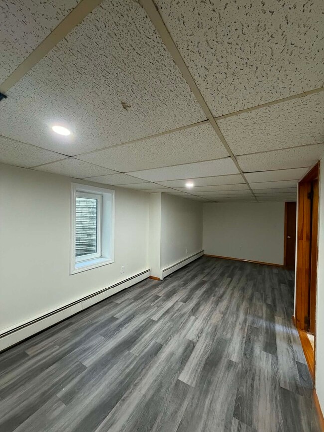 Building Photo - 1035 Ocean Ave Unit Bohemia