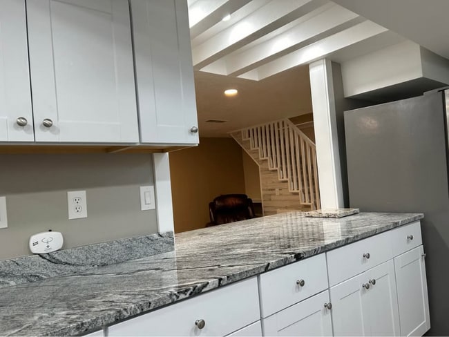 Photo - 702 E 21st Pl