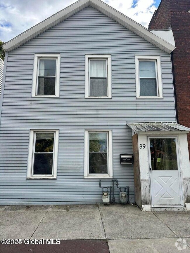 Building Photo - 39 Douw St Unit 1 Rental