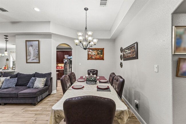 Photo - 267 Freeman Blvd