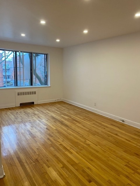 Building Photo - 4930 Edouard Montpetit Blvd Unit 11