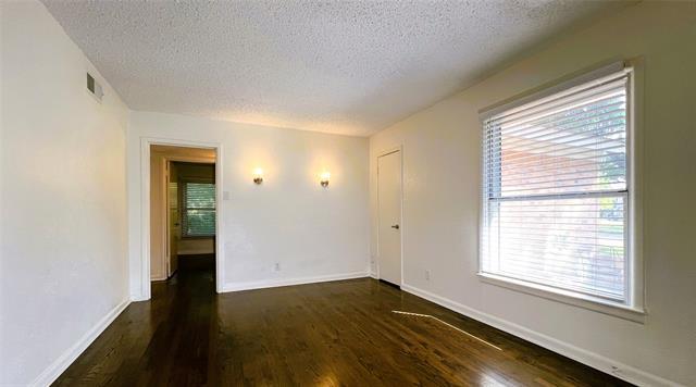 Photo - 424 Classen Dr