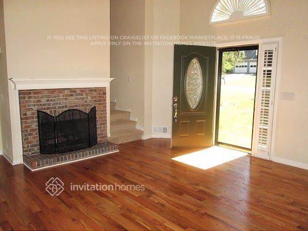 Photo - 5446 Pinedale Cir