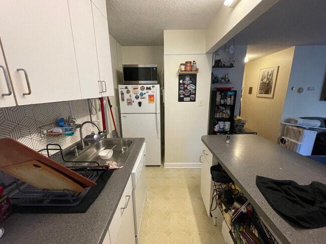 Photo - 77 Trowbridge St Unit 34
