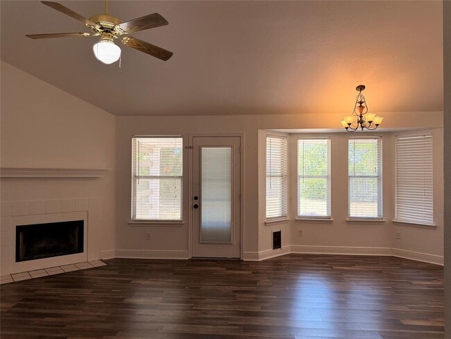 2202 Corbin Way