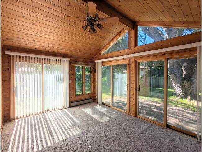 Photo - 6065 Oakwood Rd