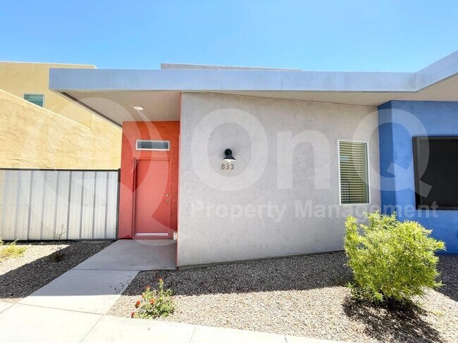 Photo - 833 E Park Modern Dr