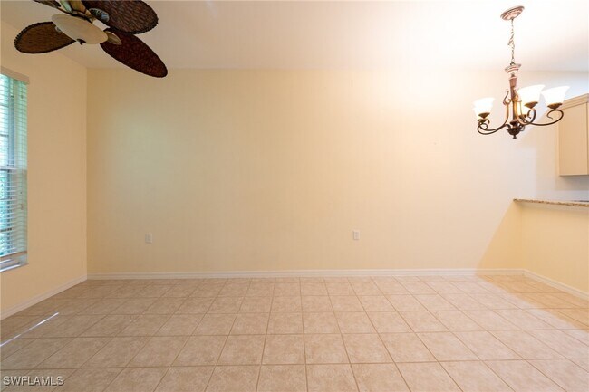 Building Photo - 2200 Arielle Dr Unit 1005