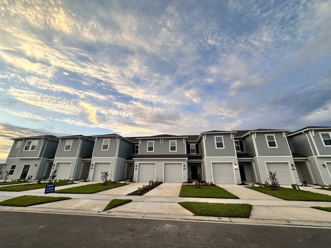 Photo - 2423 Bevel Ln