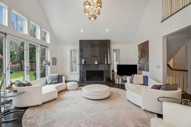 Photo - 115 Sea Farm Ln