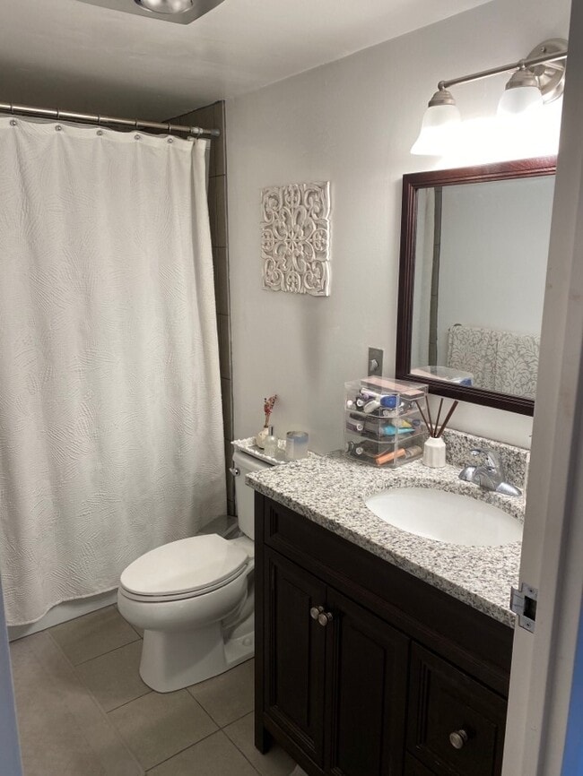 Claybourne Apartments