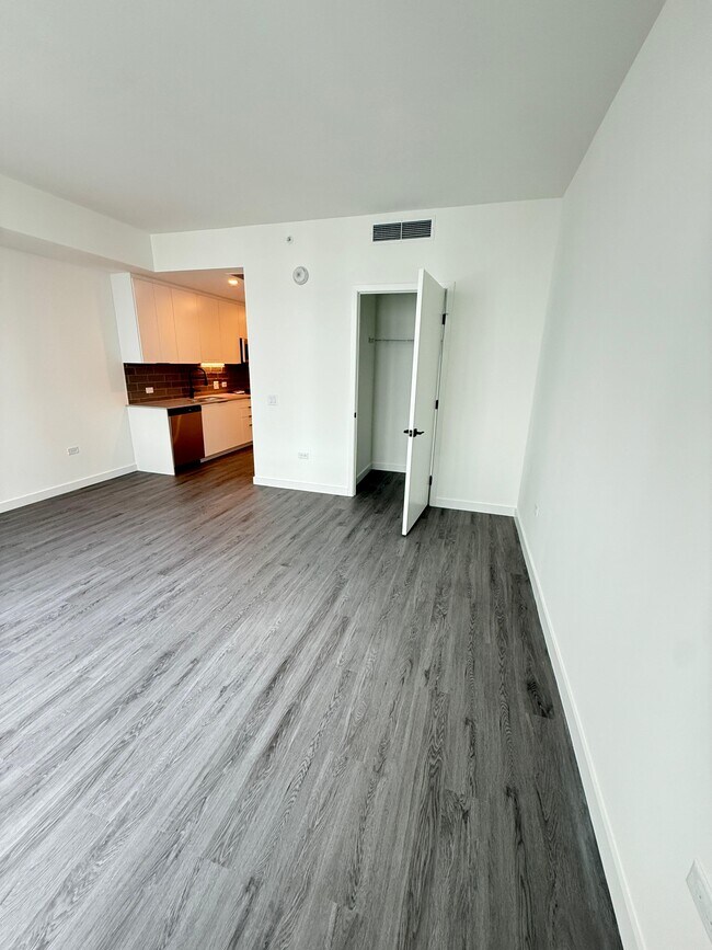 Photo - 419 NW 34th St Unidad A5