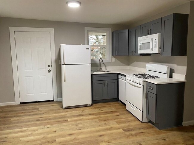 951 Tilden St NW